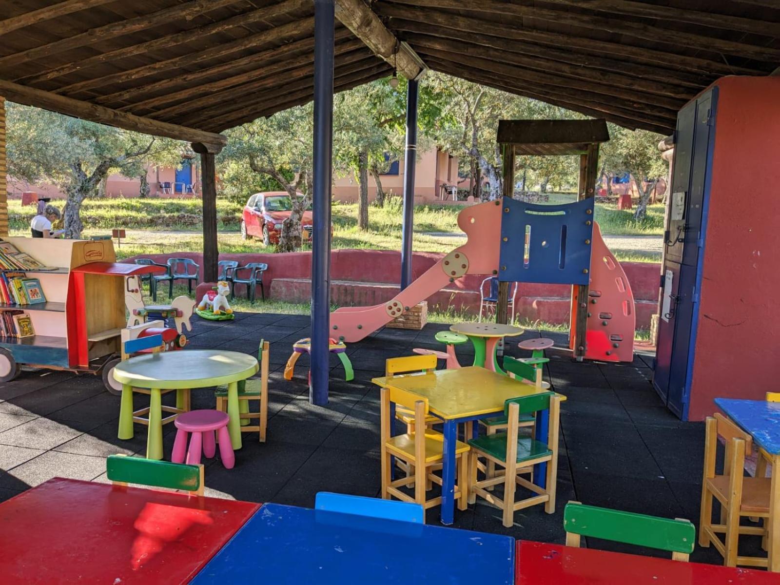 Apartamento Mascotas Y Check Out Hasta 18h Gratis Complejo Aldea Vetonia Casitas Y Con Jardín 1 A 5 Plazas- Contacta Grupos De Amigos Navidades Clubes Senderismo, Eventos, Bodas, Colegios, Hasta 140 Plazas Ocio Relax Y Naturaleza *